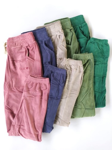 Damskie spodnie dresowe.jpg