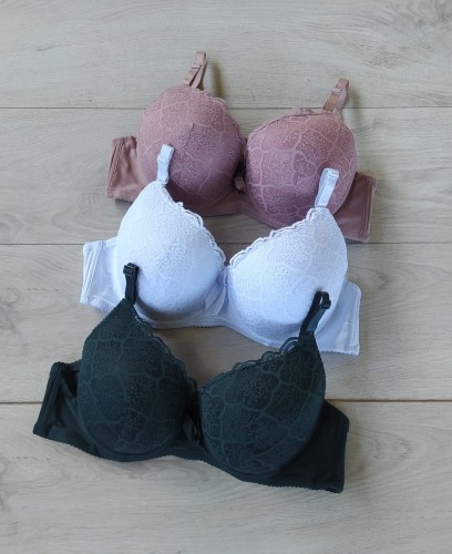 Biustonosz miseczka C bez push-up Zoja.jpg