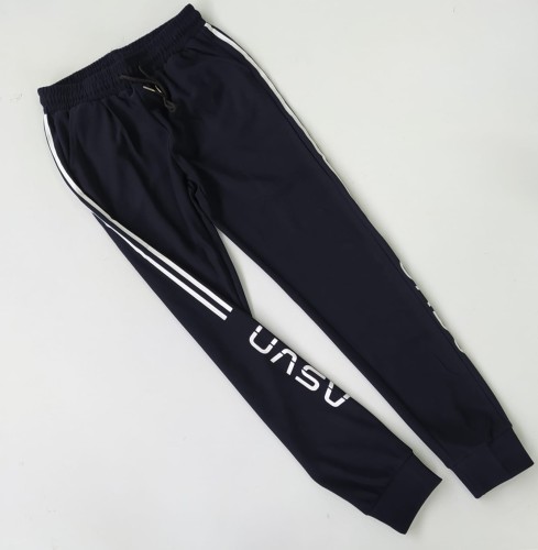 Ala spodnie dresowe z napisem.jpg