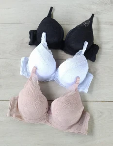 Kaja biustonosz miseczka B push-up unoszący biust