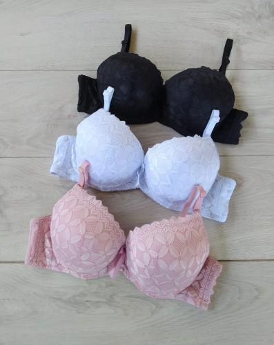 Nadia biustonosz miseczka D.jpg