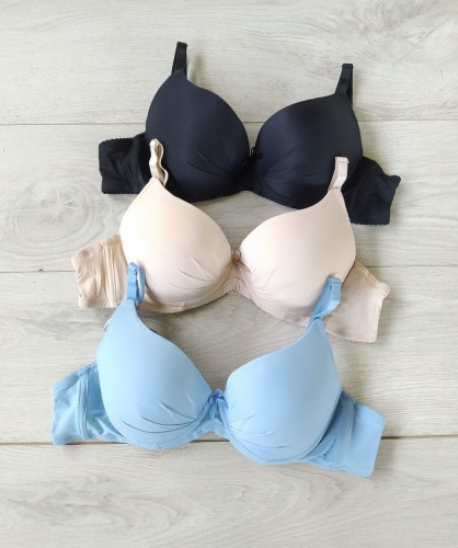 Missy biustonosz miseczka B push-up silikonowy.jpg