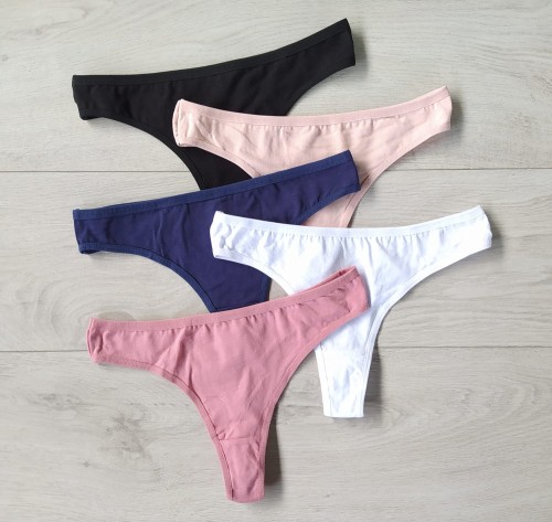 Daniela stringi bawełanie gładkie.jpg