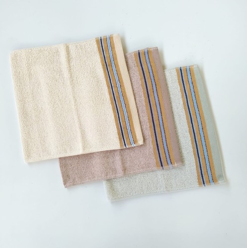 Ręcznik 33x65 w paski.jpg