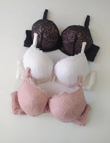 Aria biustonosz miseczka B push-up primas.jpeg