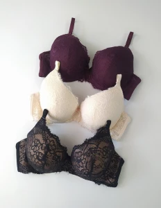 Saja stanik miseczka C 